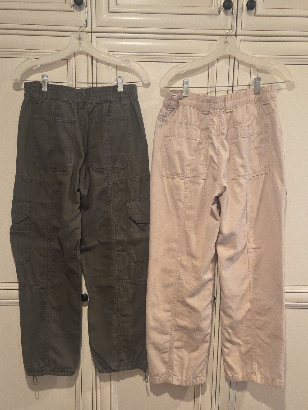 Aeropostale Set of Two Utility Cargo Pants, Tan and Army Green - Picture 7 of 12